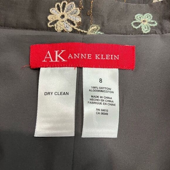 Y2K Anne Klein Gray Floral Embroidered Pleated Skirt Sz 8 Women’s - Picture 3 of 7